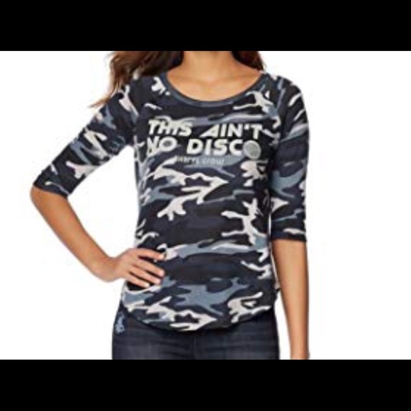 SHERYL CROW “THIS AIN’T NO DISCO” lyric graphic camouflage 3/4 sleeve top - Picture 1 of 5